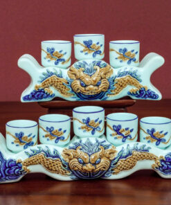 Kỷ Ngai 3 Chén Men Lam Đắp Nổi