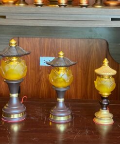 Đèn Thờ Chóp Sen Vàng