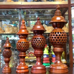 Đèn Thờ Gỗ Hương