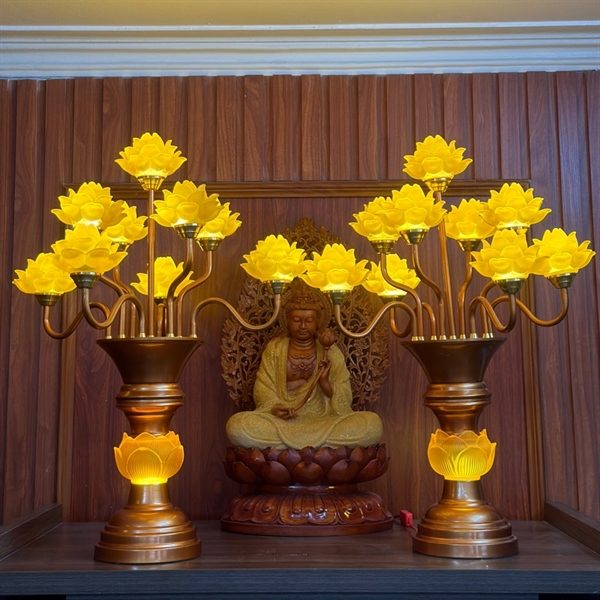 Đèn Thờ Hoa Sen 9 Bông Lưu Ly Thân Hoa Sen