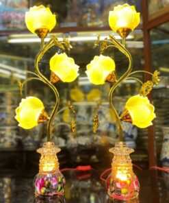 Đèn Thờ Hoa Sen 3 Bông Lưu Ly Thân Cong Pha Lê