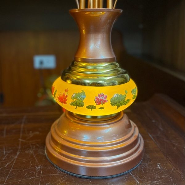 Đèn Thờ Hoa Sen 5 Bông Lưu Ly Thân Ngọc Vàng