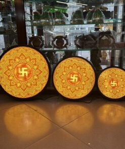 Đèn Hào Quang Tranh Trúc Chỉ Chữ Vạn