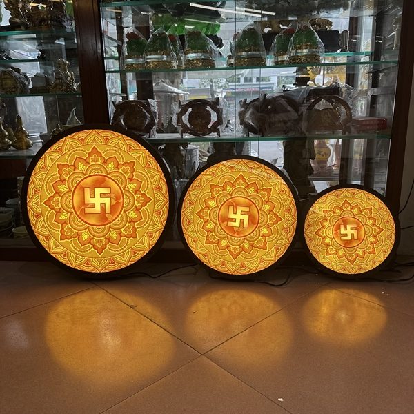 Đèn Hào Quang Tranh Trúc Chỉ Chữ Vạn