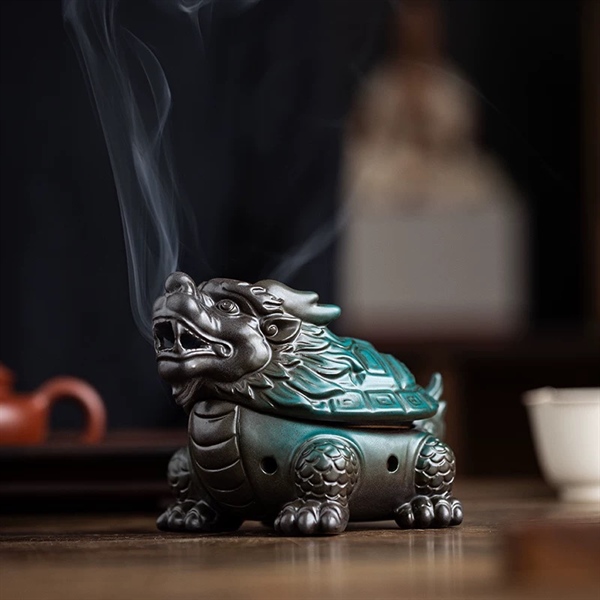 Lư Đốt Trầm Long Quy Sứ