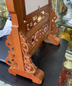 Khung Ảnh Gỗ Hương Chạm Dơi Cao Cấp Kích Thước 20cm x 30cm