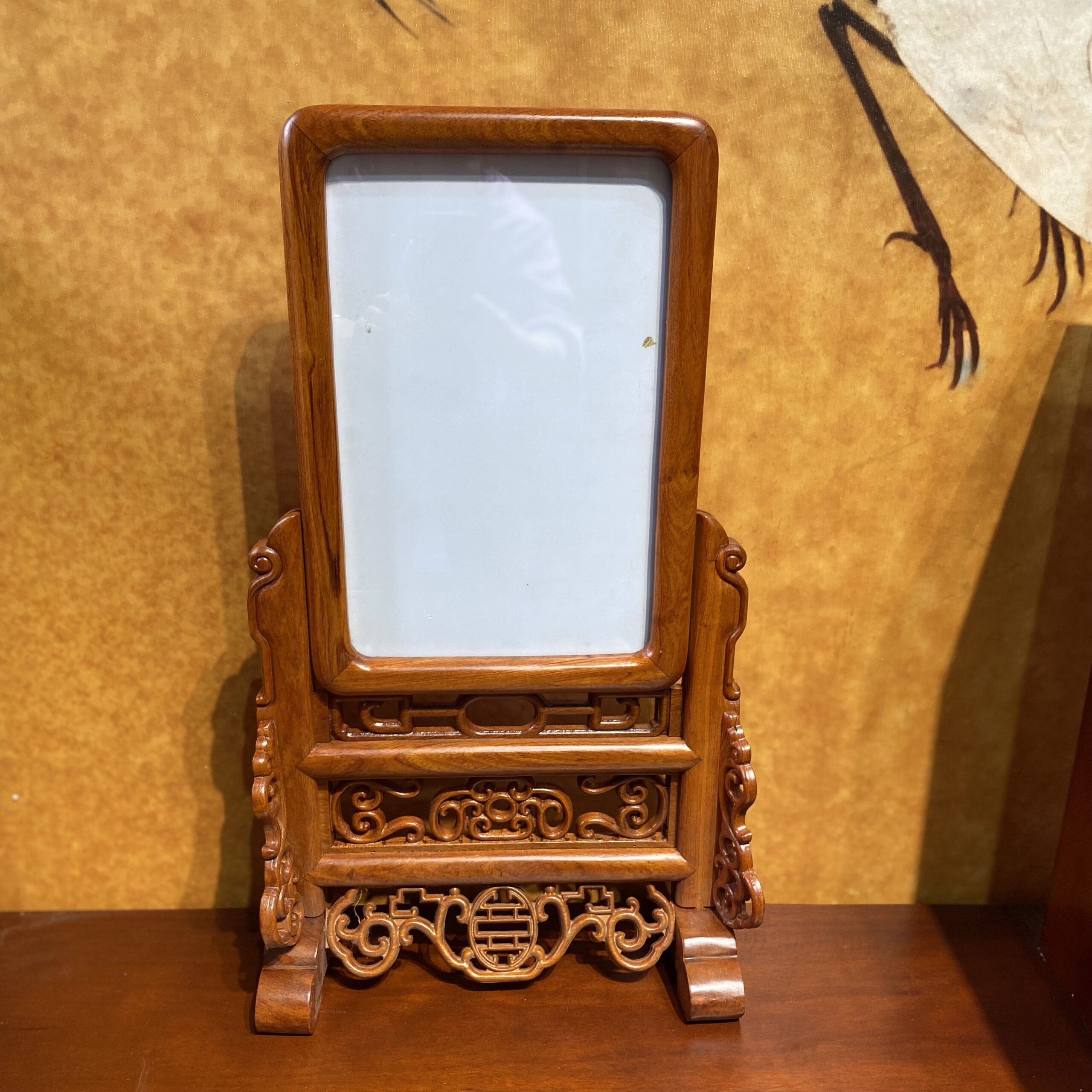 Khung Ảnh Gỗ Hương Chạm Dơi Cao Cấp Kích Thước 20cm x 30cm