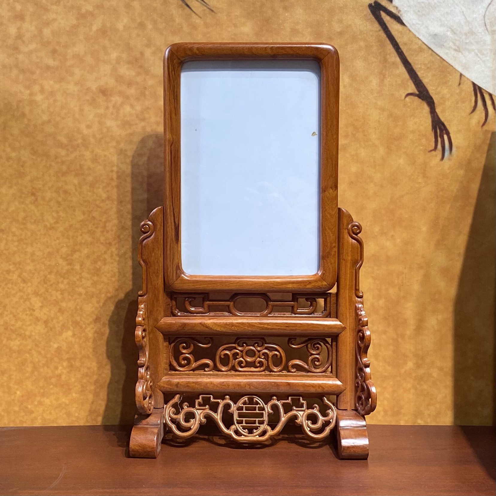 Khung Ảnh Gỗ Hương Chạm Dơi Cao Cấp Kích Thước 20cm x 30cm