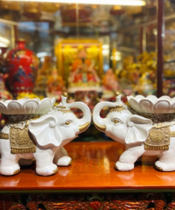 Tượng Voi Dâng Đĩa Quả Màu Trắng