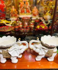 Tượng Voi Dâng Đĩa Quả Màu Trắng